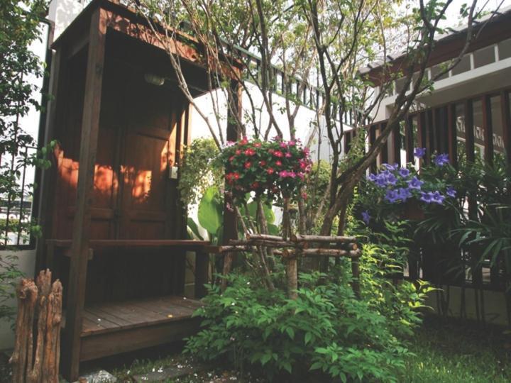 Baan Pra Nond Bed & Breakfast Bangkok Eksteriør billede